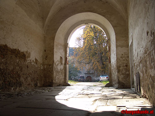 Schloss und Ruine Eschelberg in Oberösterreich