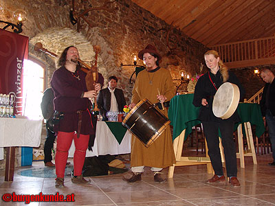 Mittelalter-Frühjahrs-Markt auf Burg Aggstein / Niederösterreich / April 2005