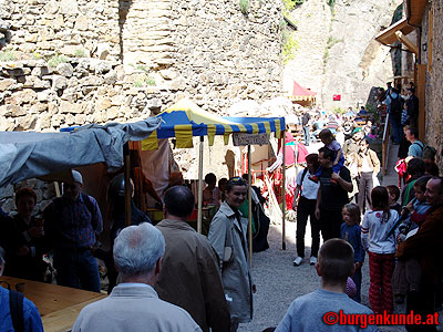 Mittelalter-Frühjahrs-Markt auf Burg Aggstein / Niederösterreich / April 2005