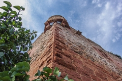 Burg Kintzheim mit der Greifvogelwarte im Elsass