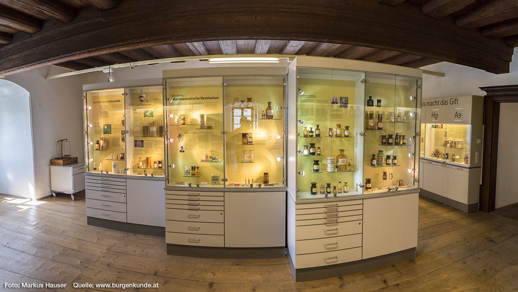 Das Apothekenmuseum im Schloss Pragstein ist einzigartig in ganz Österreichs und weit über die Grenzen hinaus bekannt.