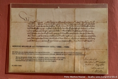 Replik einer Urkunde aus dem Jahre 1406 Herzog Wilhelom von Österreich 1370 / 1386-1406 Wir Wilhelm von Gottes Gnaden Herzog ze Österreich . . . . . ., erlauben den Bürgern von Mauthausen, dass sie alles Salz das sie vom Amtmann zu Gmunden nehmen, überall auf dem Lande verkaufen können. We by the grace of God Duke of Austria, Styria, Carinthia and Carniola, Earl of Tyrol are permitting the citizen of Mauthausen to sell all salt received from our official at Gmunden all over the Region. 22. März 1406