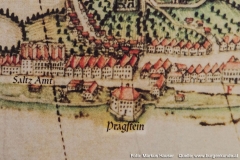 Schloss Pragstein auf einem weiteren Stich im Detail. Hier fehlen die Ecktürmchen, dafür ist das Ausfalltor eindeutig zu erkennen.