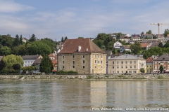 Schloss Pragstein fügt sich wunderbar in das historische Ambiente und schöne Panorama von Mauthausen.