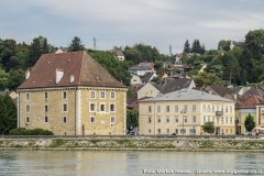 Schloss Pragstein fügt sich wunderbar in das historische Ambiente und schöne Panorama von Mauthausen.