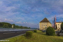 Schloss Pragstein fügt sich wunderbar in das historische Ambiente und schöne Panorama von Mauthausen.