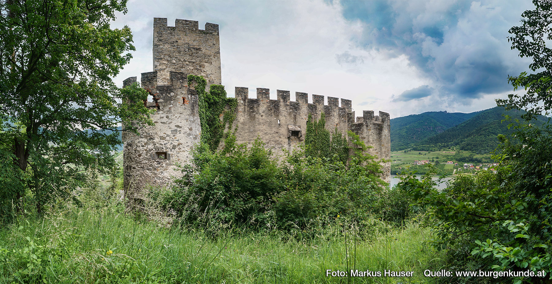 Ruine Hinterhaus in der Wachau