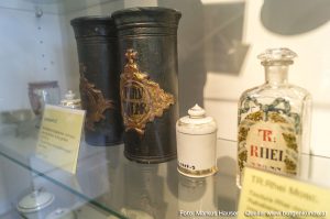 Apothekenmuseum Schloss Pragstein in Mauthausen O&ouml;