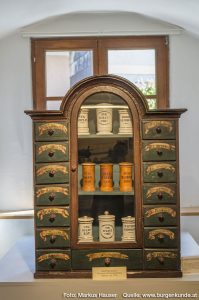 Apothekenmuseum Schloss Pragstein in Mauthausen O&ouml;