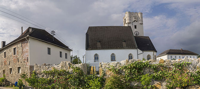 Schloss und Kirche Arbing Oö